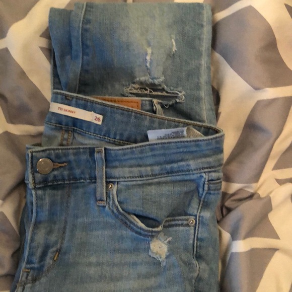 Levi’s skinny ripped jeans - Picture 3 of 3